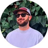 Влад Скварник